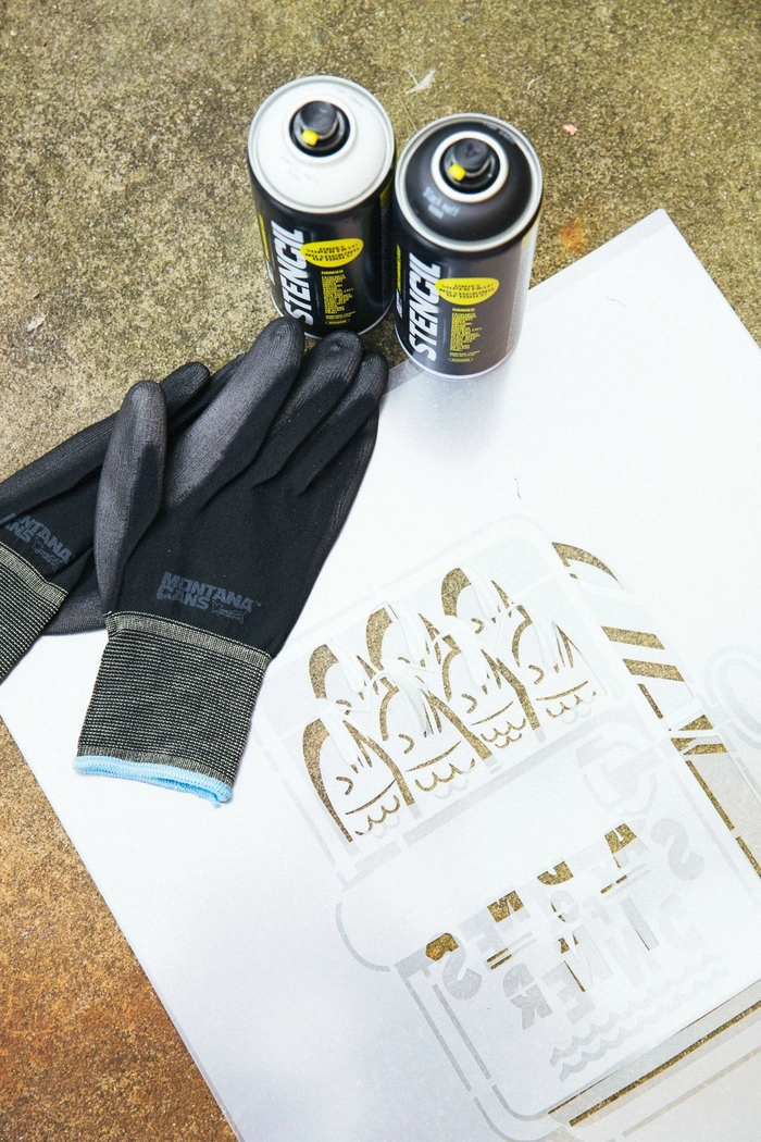 Montana Stencil Spray