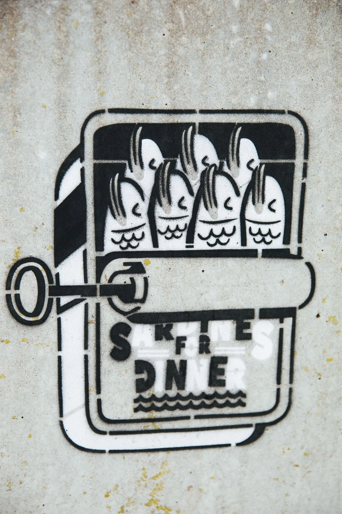 Montana Stencil Spray